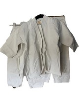 Karate-Anzug Bambini Unisex Größe 130-  2 Anzüge - Gebraucht Guter Zustand