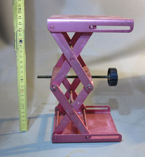 Boy 110 Labor Hebebühne L-Metall 120x140mm  Handhebel Experimente 245 mm hoch