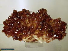 Vanadinit auf Baryt, Mibladen