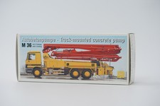 (PM04) CONRAD 40128/0 Mercedes