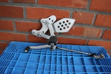 Hyosung GT 125 R  Fußrastenanlage vorne links mit Schalthebel 2006-2016