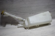 Wischwasserbehälter Pumpe