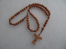 Rosenkranz geknüpft