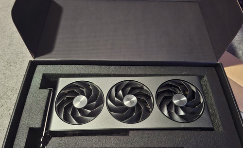 Sapphire nitro amd radeon - nitro+, radeon™