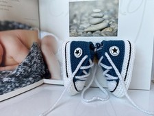 Babyschuhe Chuck 10cm Blau Stern 3-6 Monate gestrickt gehäkelt Handarbeit Neu