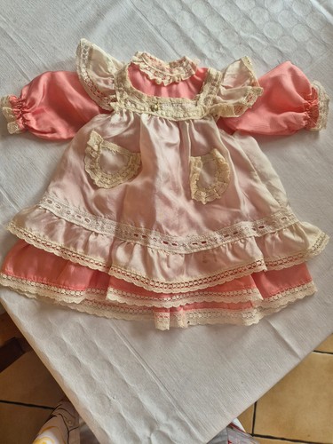 Puppenkleid für eine puppe - puppenkleid,