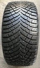 1 Winterreifen 275/40 R19 105H