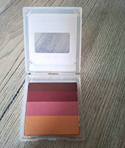 Mary kay eye intrigue colour - mary,