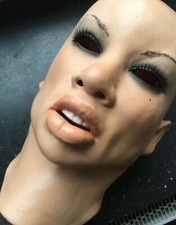 Latexmaske JOLIE +WIMPERN