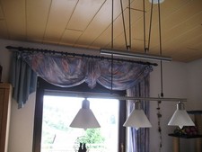 Querbehang mit 2 Rossetten ,mitte art Dreieck ,für art Naht verdeck,von Gardiene