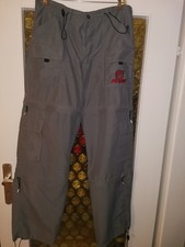 Herren-Hose von FUBU. Größe XL in Hellgrau. Cargo-Hose