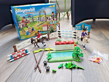 Playmobil Country Reitturnier - Pferdekoppel  mit Reiterinnen und Zubehör