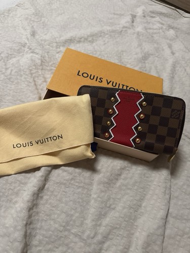 Louis vuitton - louis,