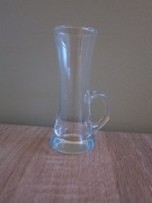 Elegantes Henkelglas -
