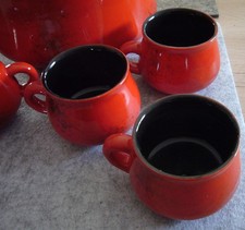 6 BECHER;  ROT - INNEN