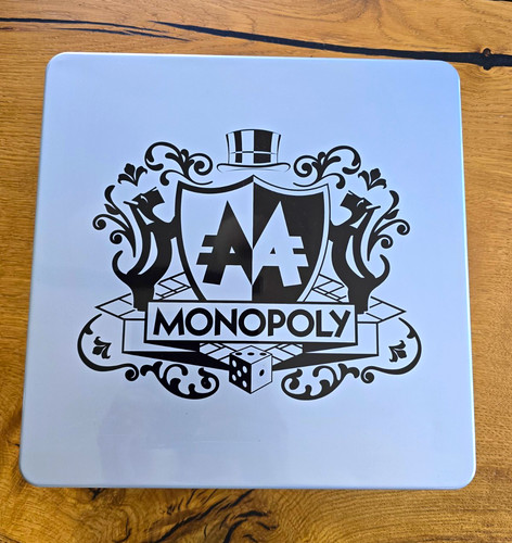 Monopoly signature token - signature,