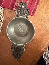 Zinnschale mit Henkel