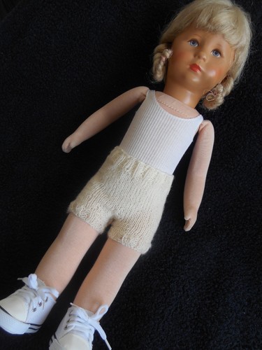 Puppenkleidung gestrickter