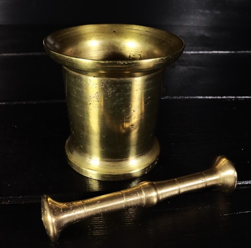 Alter mörser mit pistille 4 - alter,