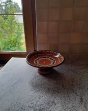 Antike braune Servierschale