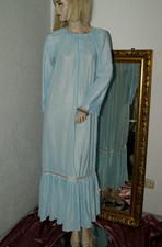 Wunderschönes langes Negligee