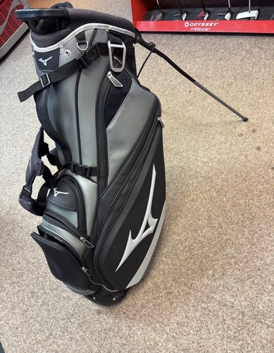 Mizuno mid tour - golf, staff