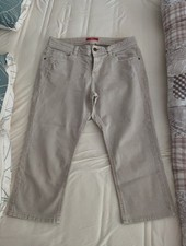 S. Oliver Caprijeans Gr. 40