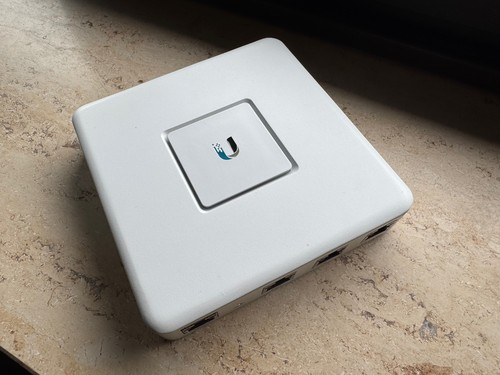 Ubiquiti unifi security - unifi,