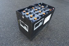 Staplerbatterie 24V 4PzS320 Ah