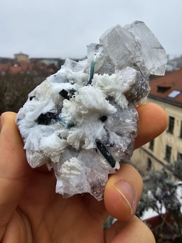 Turmalin blau indigolith - blau, auf
