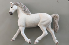 Schleich    Pferd    Nr.03