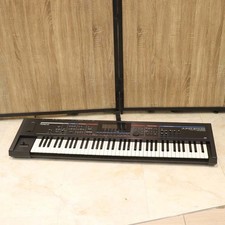 Roland JUNO-STAGE 76-Tasten