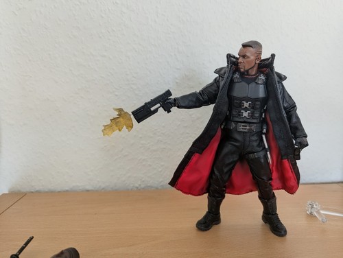 Mezco one collective blade - 12,