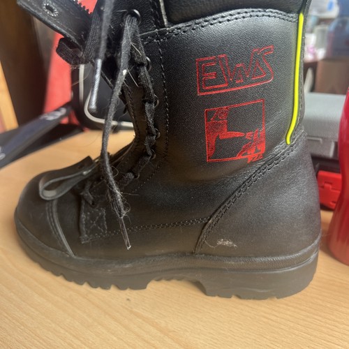 Feuerwehrstiefel gr42