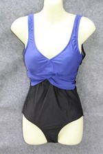 BADEANZUG SCHWIMMANZUG GRÖSSE 38  SCHWARZ VORNE MIT EINSATZ IN BLAU ESAMRA