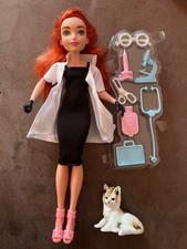 Große Gelenk Barbie Puppe rothaarig Tier Ärztin Katze mit Zubehör Accessoires