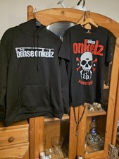 HOODIE UND T SHIRT XXL MIT