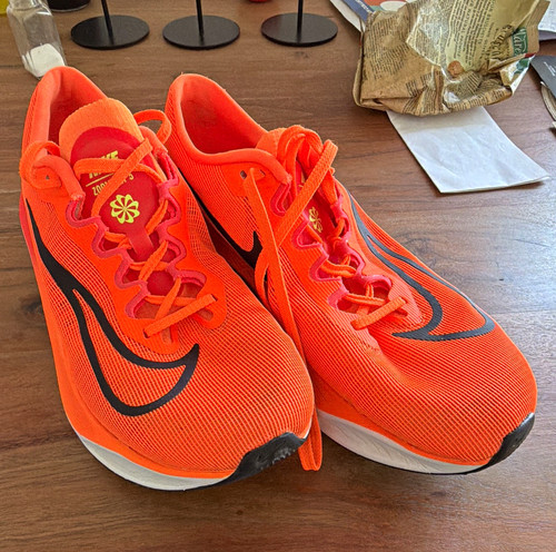 Nike zoomx vaporfly - nike,