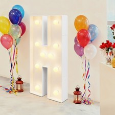 Licht auf Buchstaben, weiße