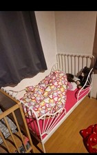 IKEA Minnen Kinderbett weiss/Metall ohne Matratze