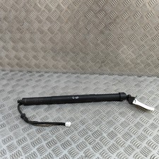 Toyota Yaris Cross XP210 Right