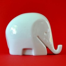 Weißer DRUMBO Porzellan-Elefant, LUIGI COLANI, Spartopf, 70er
