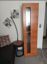 Vitrinenschrank mit