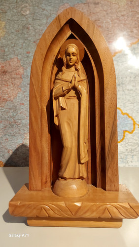 Madonnenskulptur mit altar aus - madonnenskulptur,