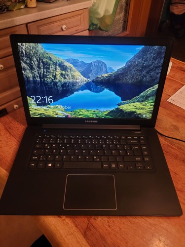 Samsung np910s5j laptop - samsung,