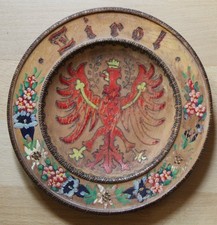 Holzteller aus Tirol