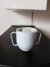 Alte Schnabeltasse für Puppen