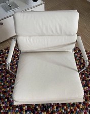 Vitra Soft Pad Chair EA 208
