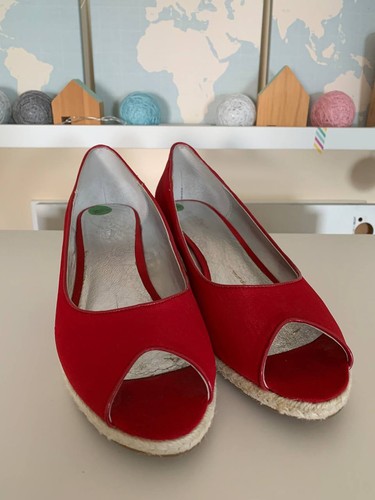 Peeptoe pumps mit keilabsatz - peeptoe-pumps,