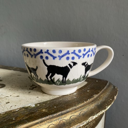 Brixton pottery schwarze hunde - pottery,